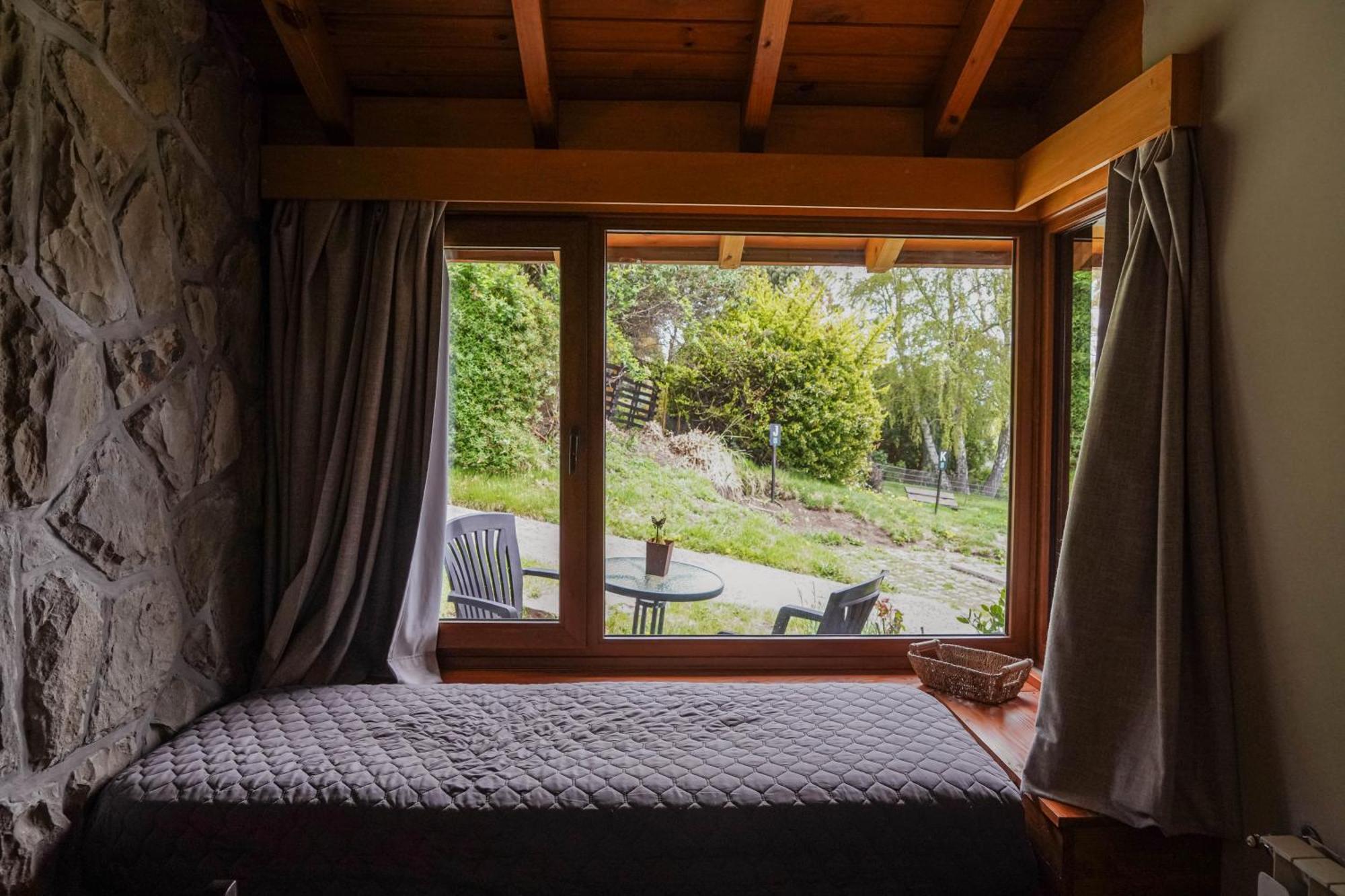 La Caleta Bungalows San Carlos de Bariloche Eksteriør bilde