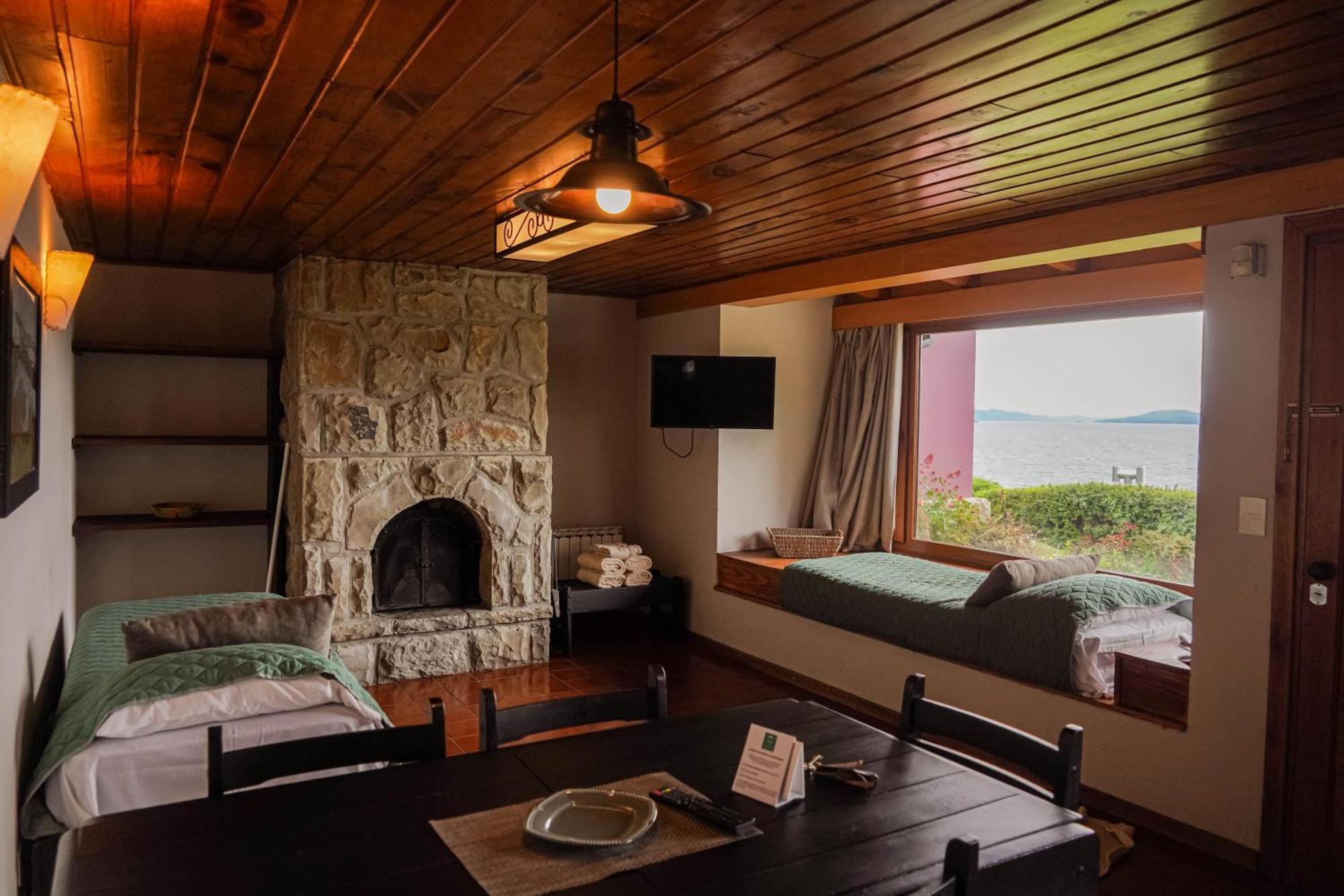 La Caleta Bungalows San Carlos de Bariloche Eksteriør bilde