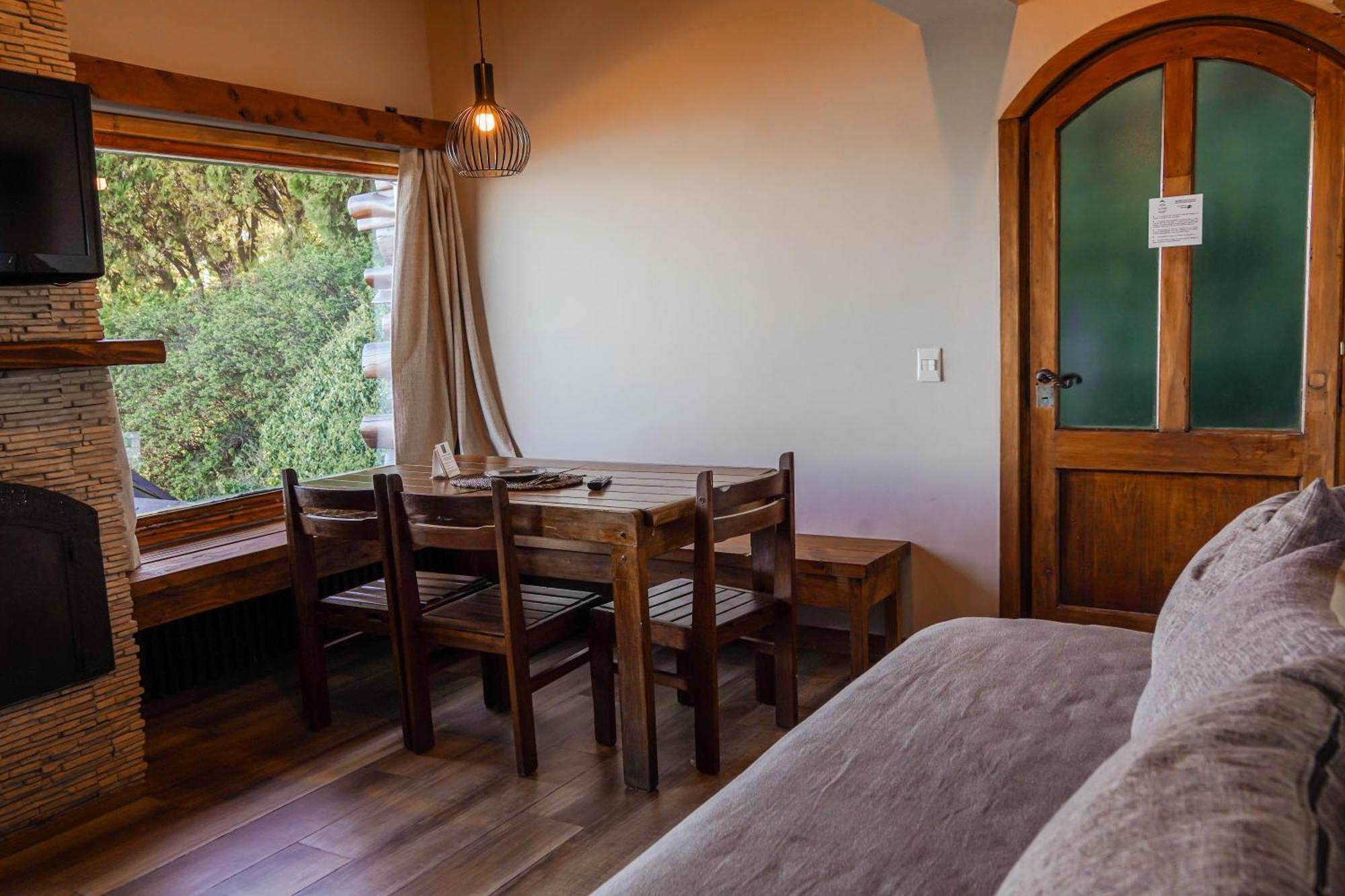 La Caleta Bungalows San Carlos de Bariloche Eksteriør bilde